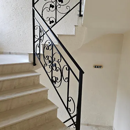 азалия Affittacamere *